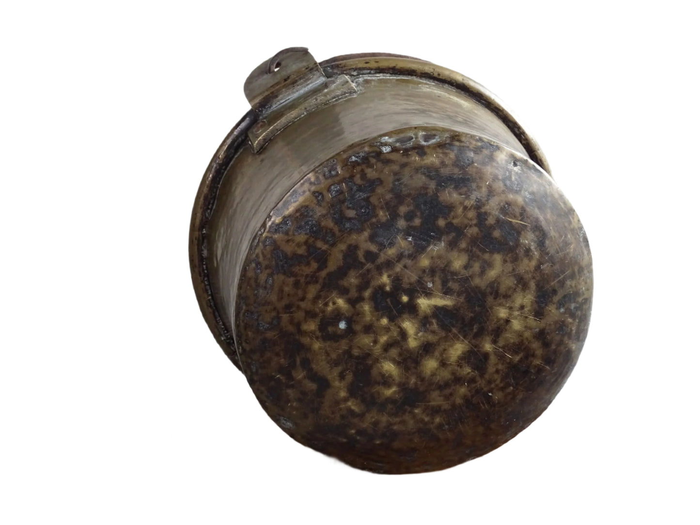 French antique brass cauldron with a hammered brass body and wrought iron handle, brass cooking pot ideal for farmhouse kitchen decor or rustic home decor, displayed on a wooden surface.