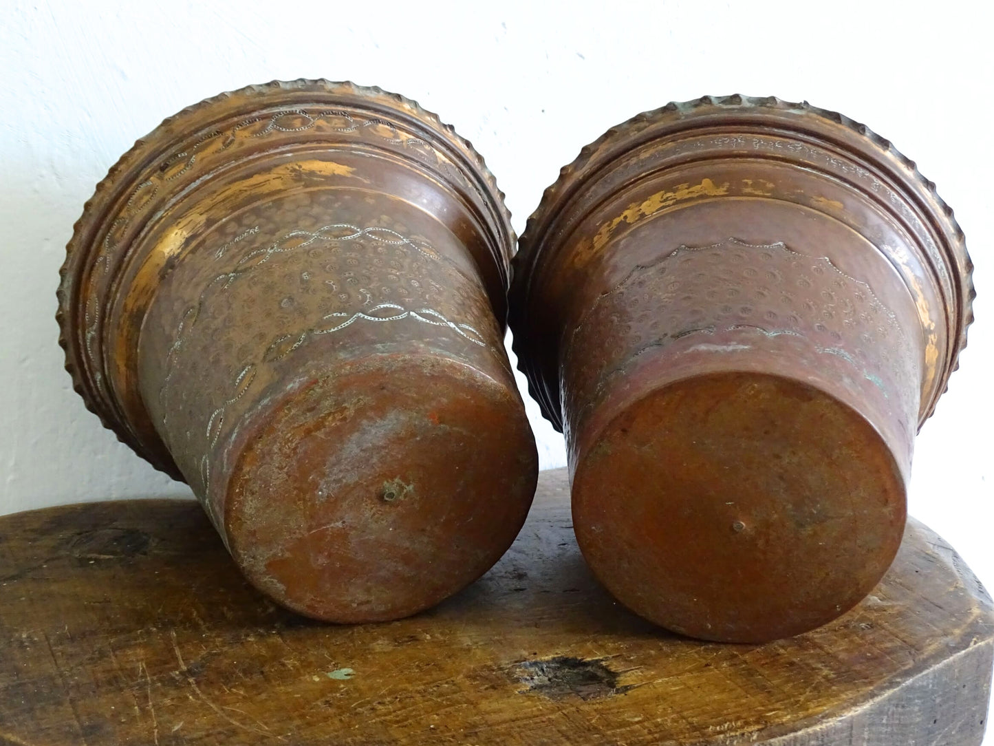 Pair of French vintage copper planters by Jean Goardère. Round copper plant pots.