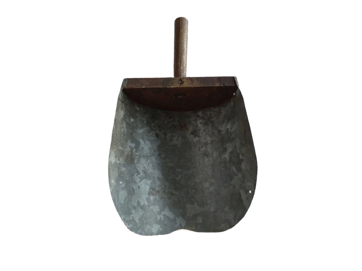 Rustic French antique grain scoop with a galvanised metal scoop and wooden handle with patina. Farmhouse decor.