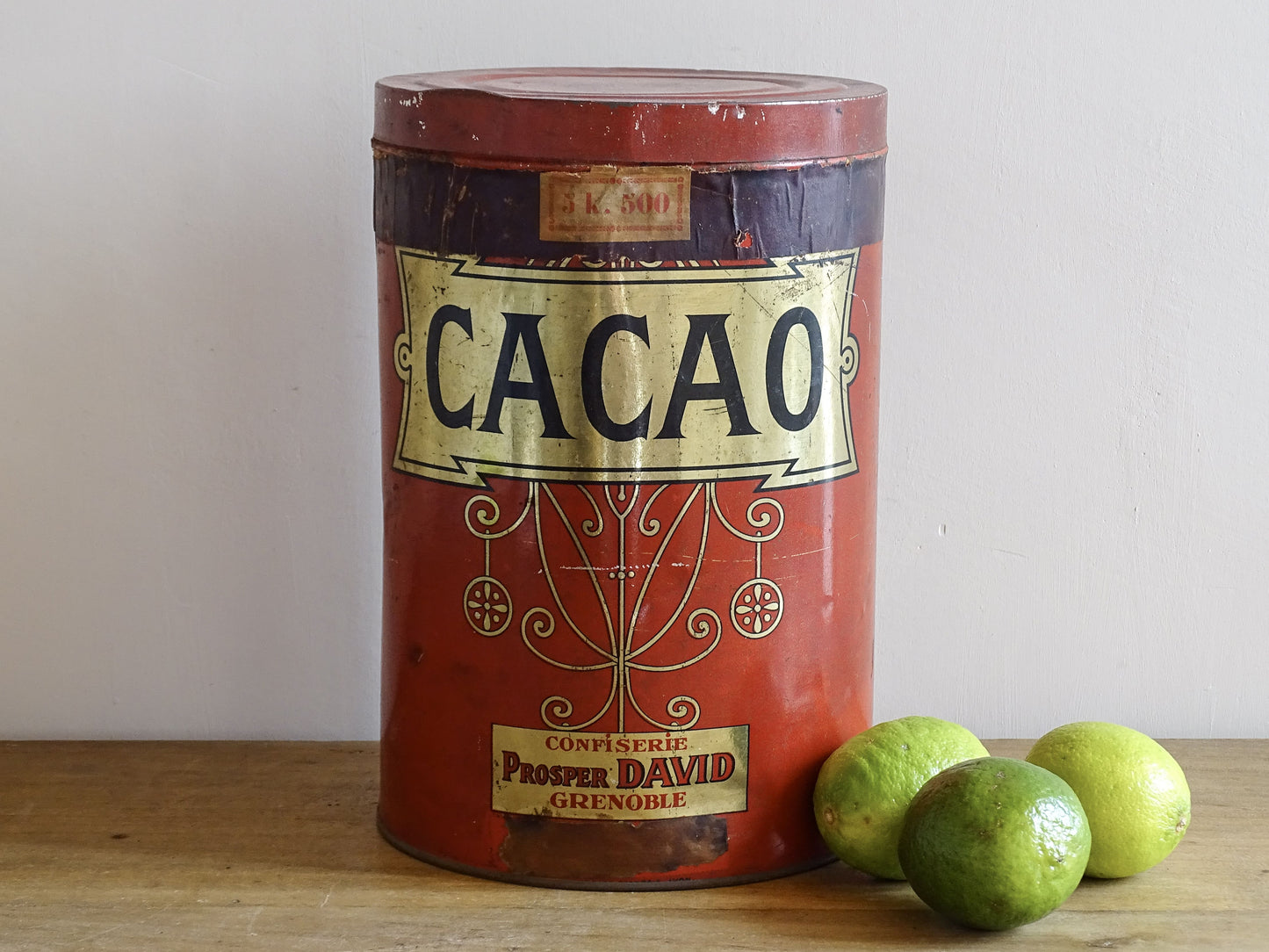 French vintage tin for cacao from Prosper David, red tin with gold lettering  