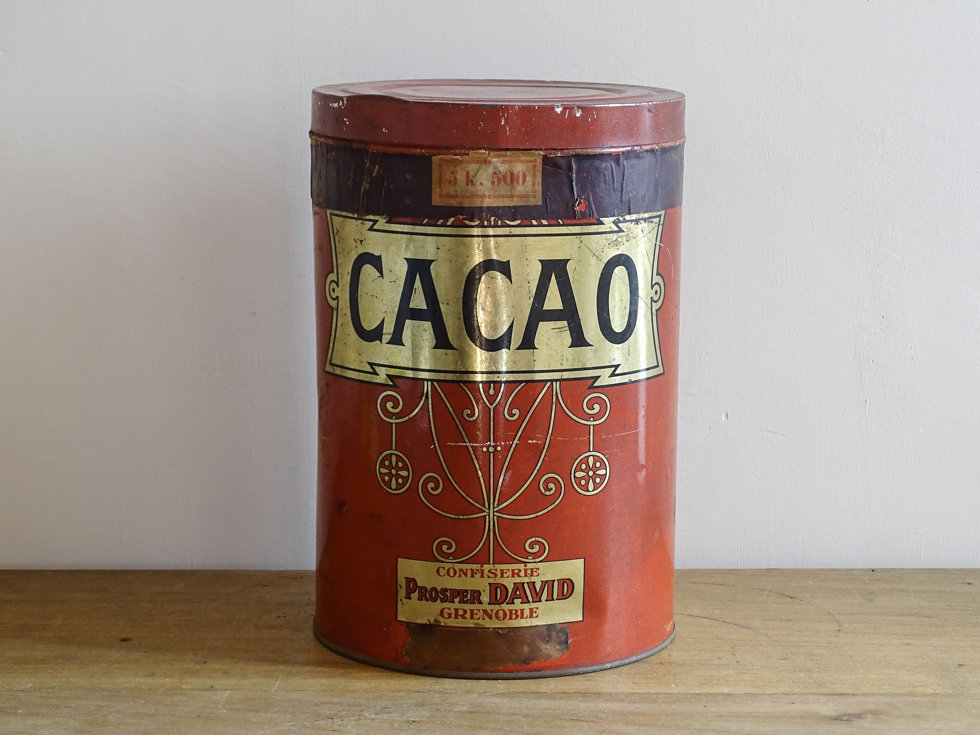 French vintage tin for cacao from Prosper David, red tin with gold lettering  