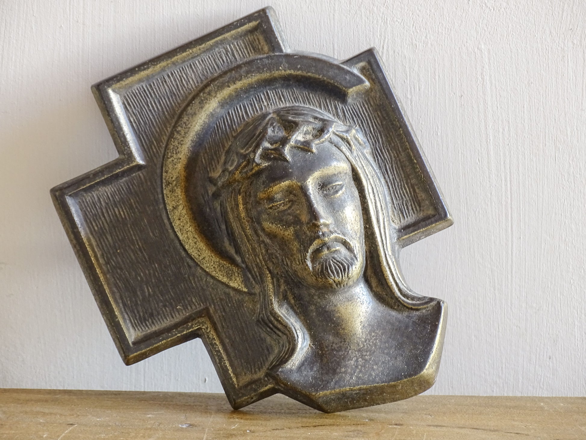 French vintage plaque of Christ