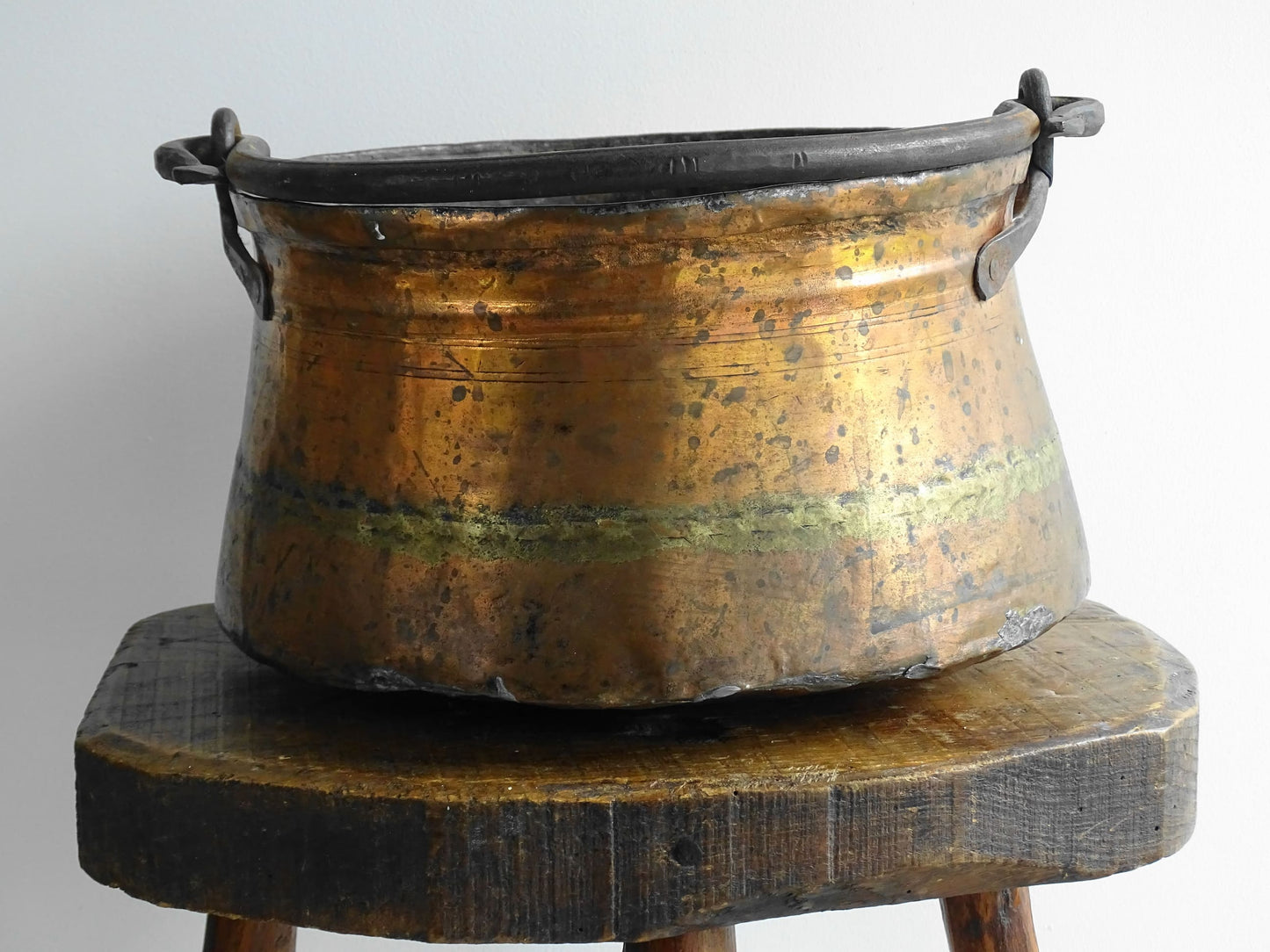 French antique copper cauldron or cooking pot with wrought iron handle