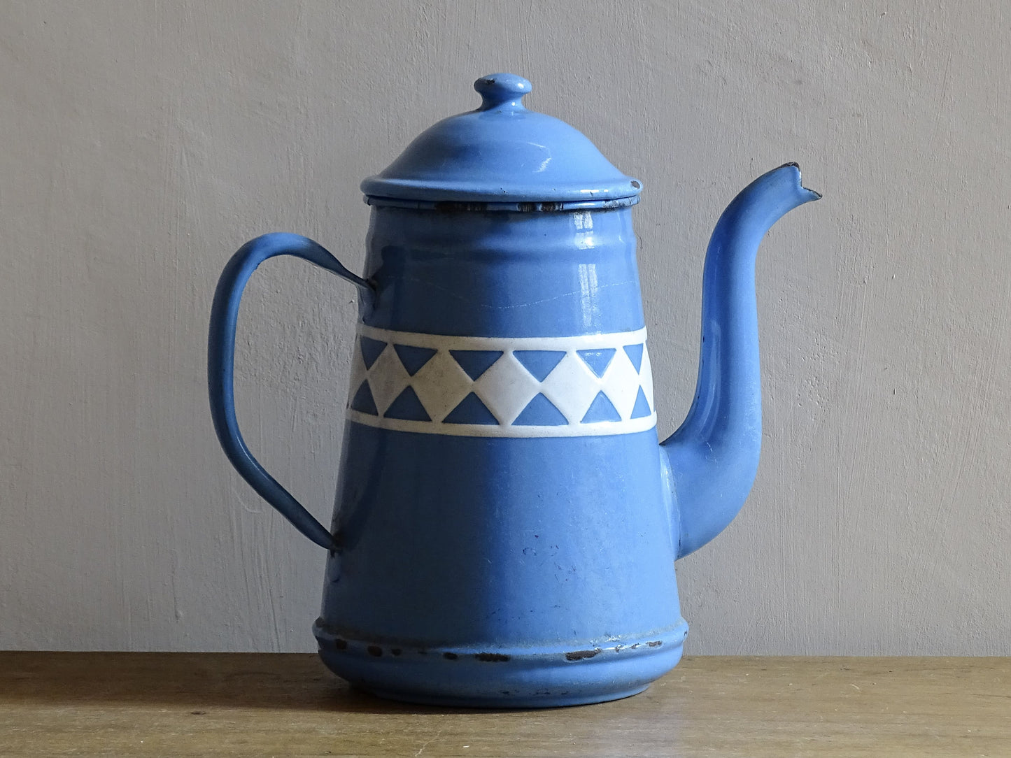 Vintage French Blue and White Enamel Teapot with Diamond Pattern Band
