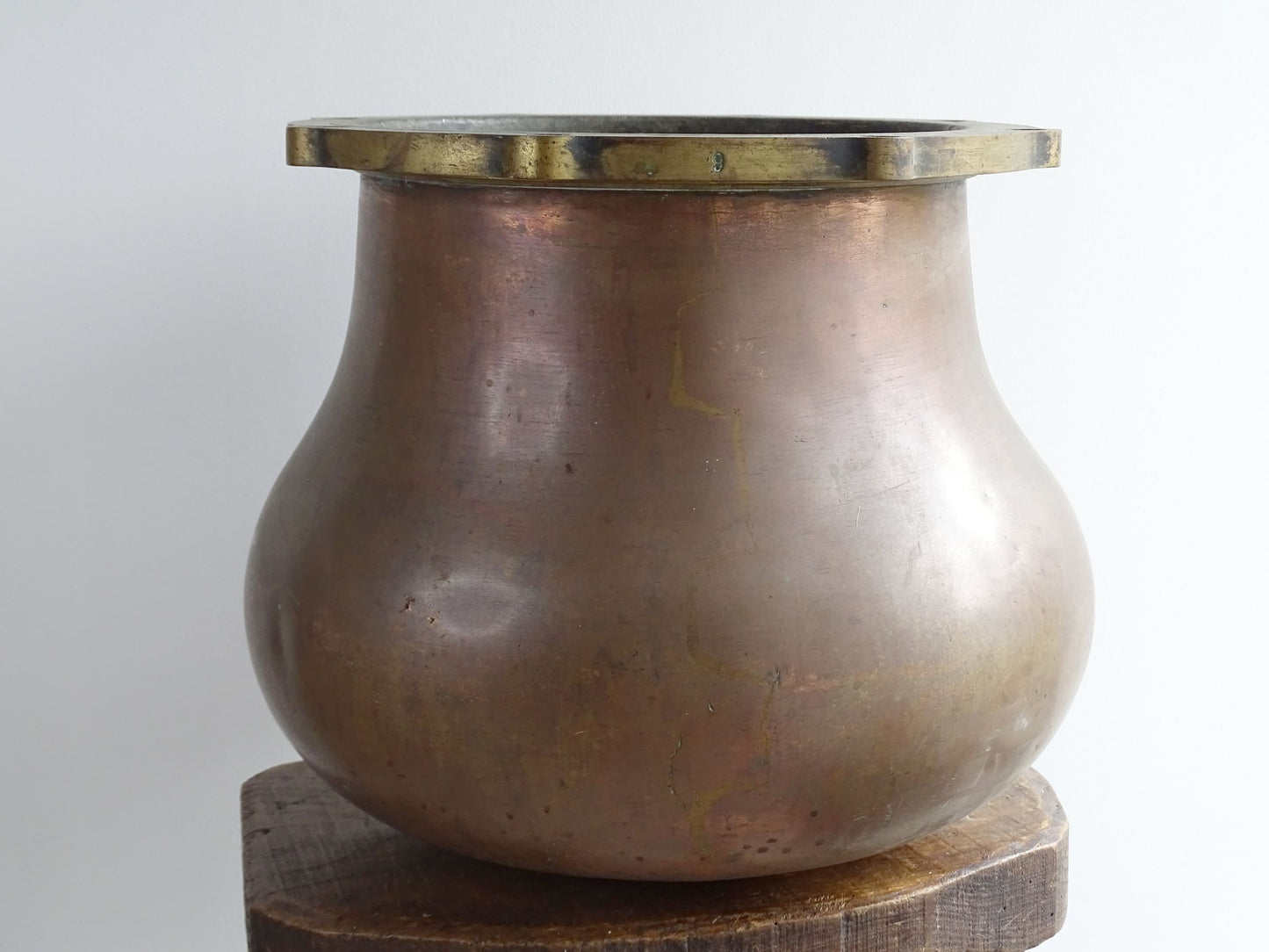 Extra Large French Antique Copper Pot with Brass Top and Curved Base