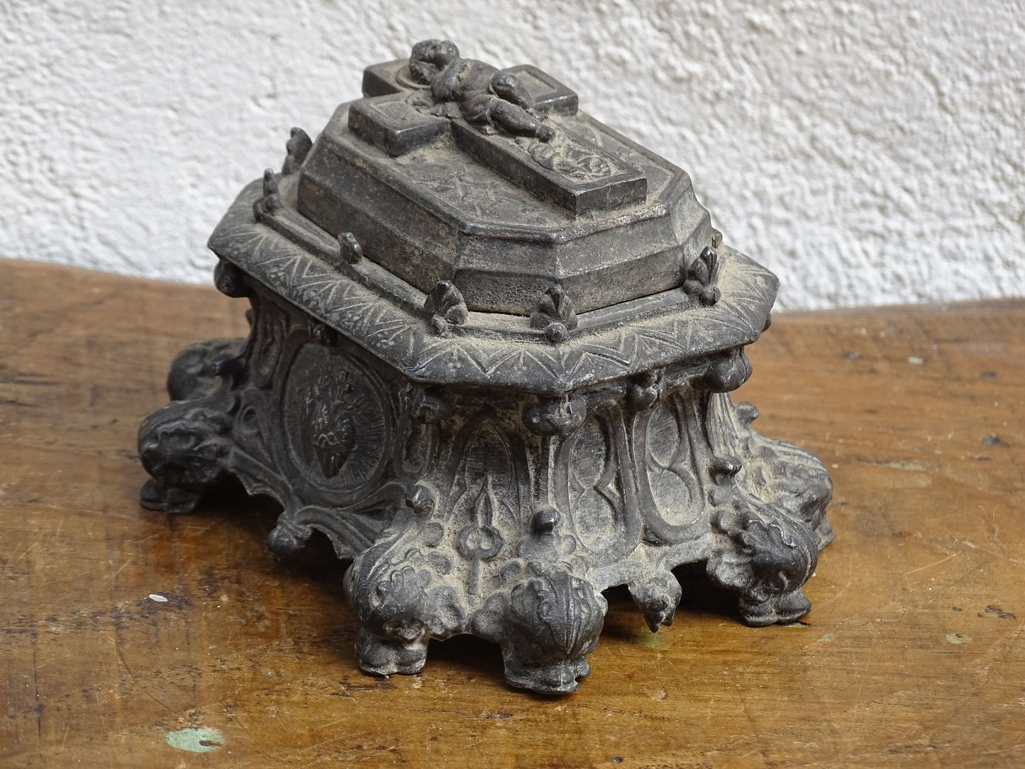 French antique pewter inkwell with religious decoration, it has a Cross and Sleeping Baby Jesus and Sacred Heart of Jesus Symbol