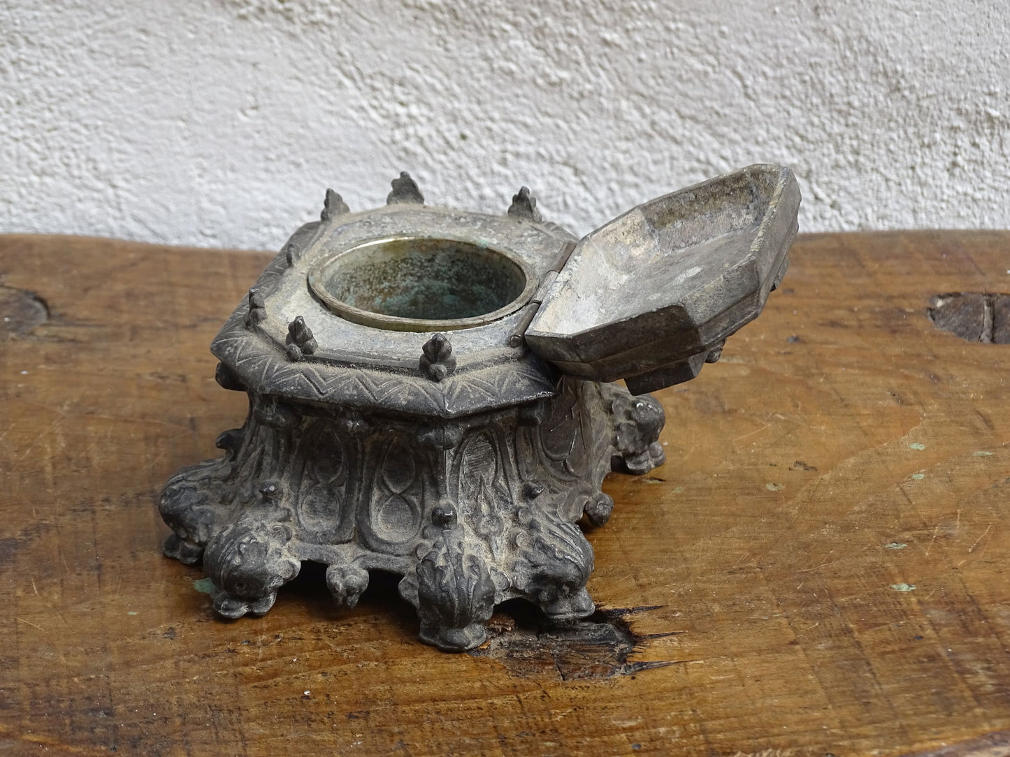 French antique pewter inkwell with religious decoration, it has a Cross and Sleeping Baby Jesus and Sacred Heart of Jesus Symbol