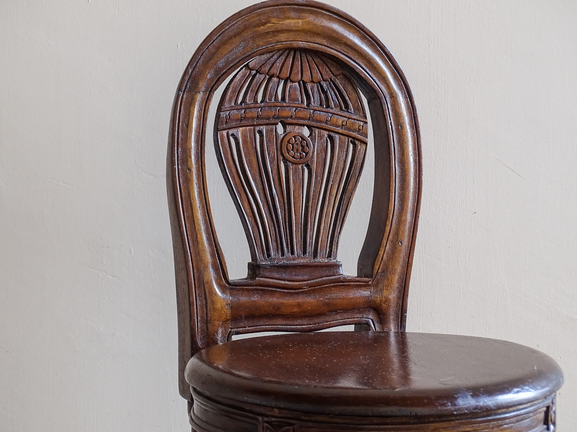 Small antique wooden balloon back chair with oval frame and turned legs
