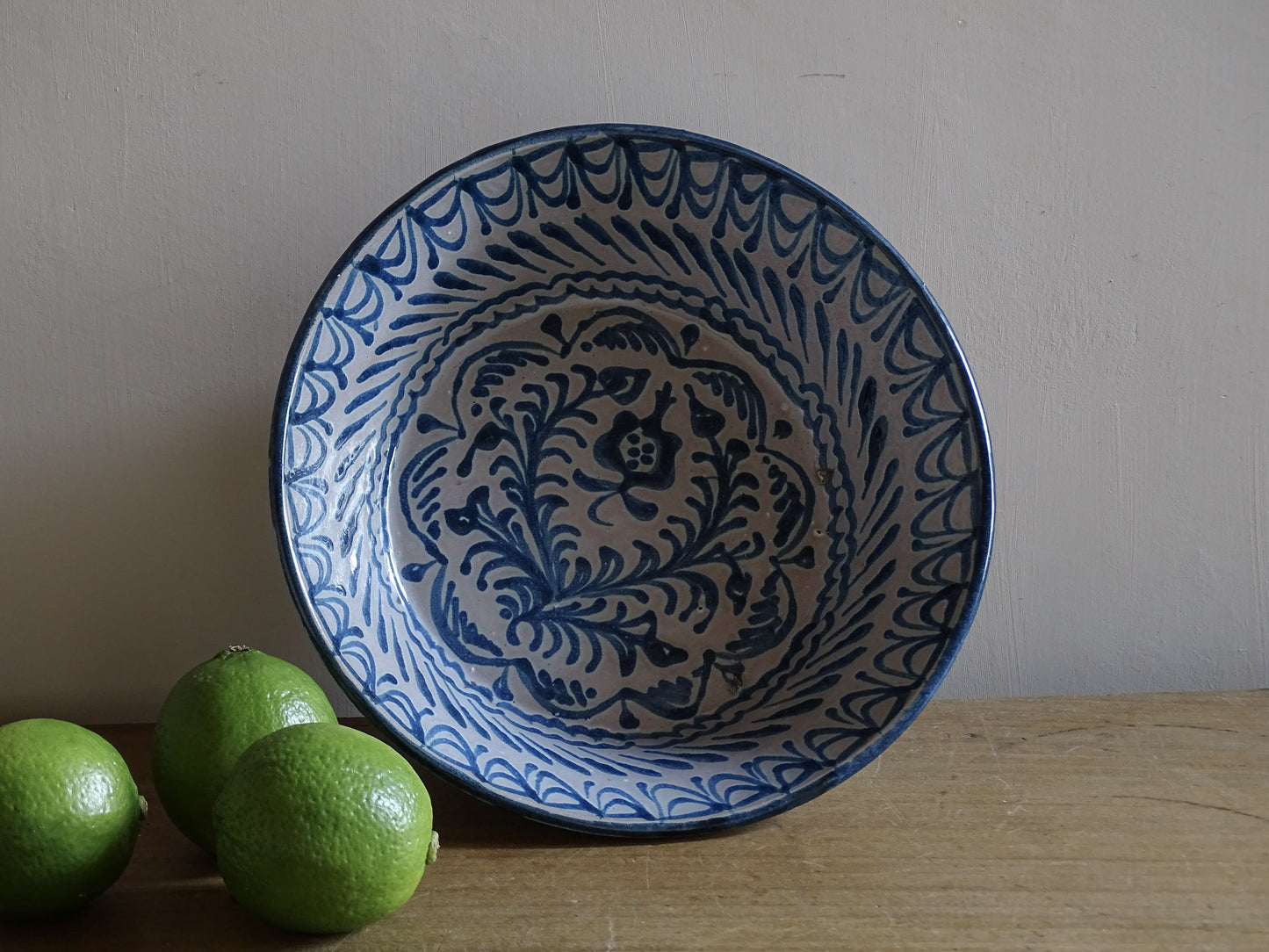 Vintage Spanish Fajalauza lebrillo bowl with blue floral hand-painted decoration