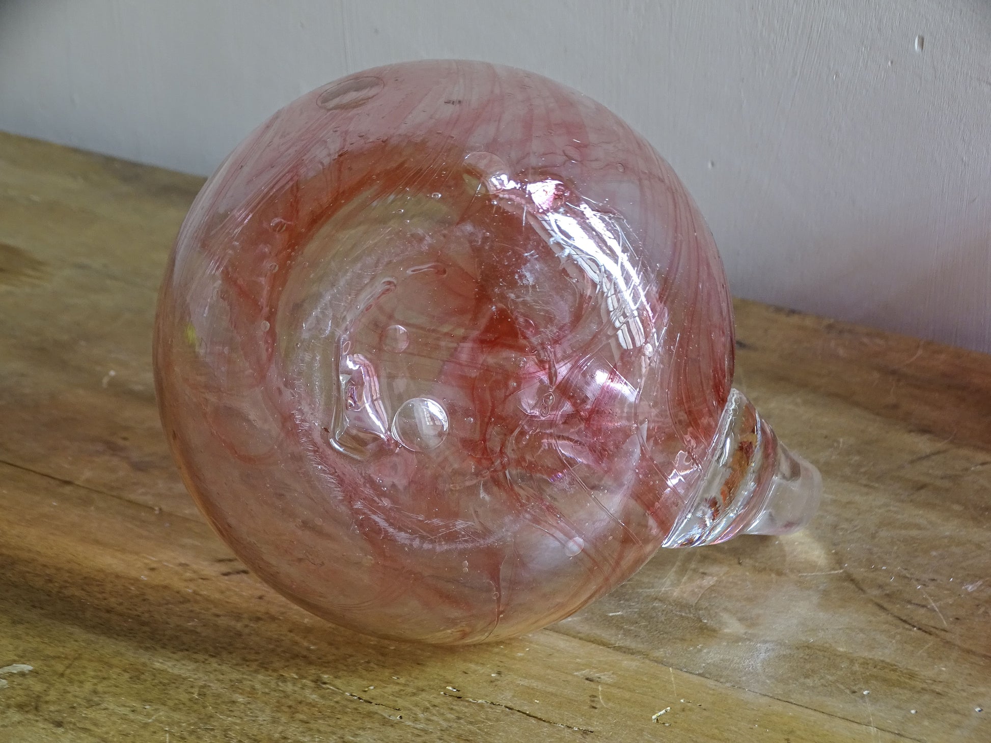 Decorative hand-blown pink glass drinking set