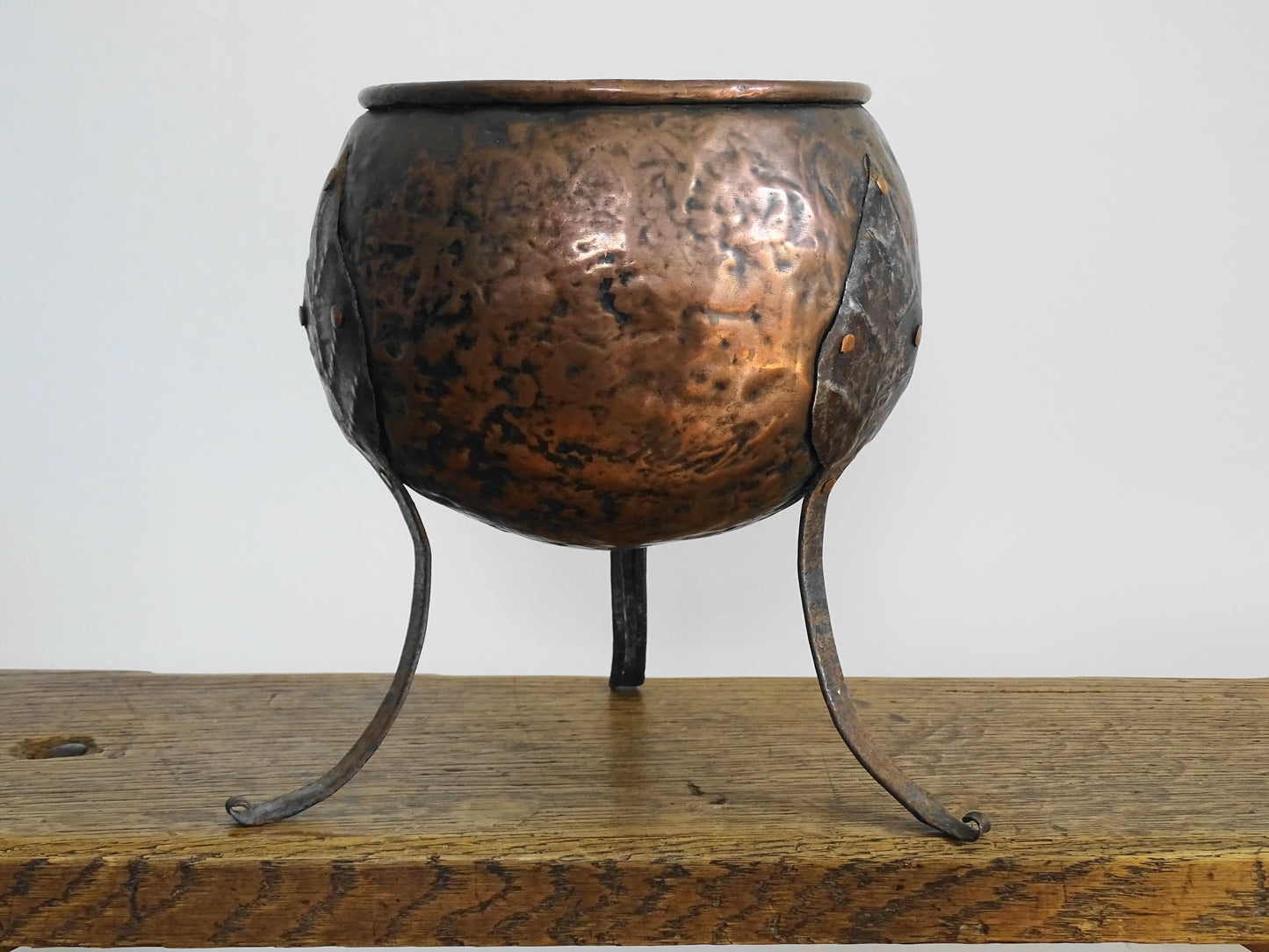 Antique Arts and Crafts Copper Planter with Tripod Base and Leaf Design