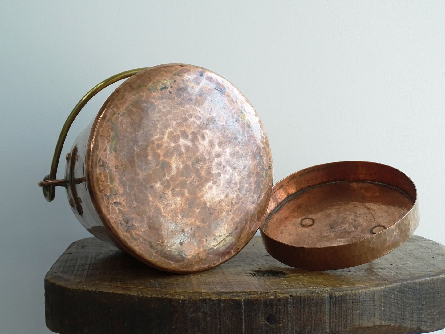 Antique Hammered Copper Cauldron with Lid