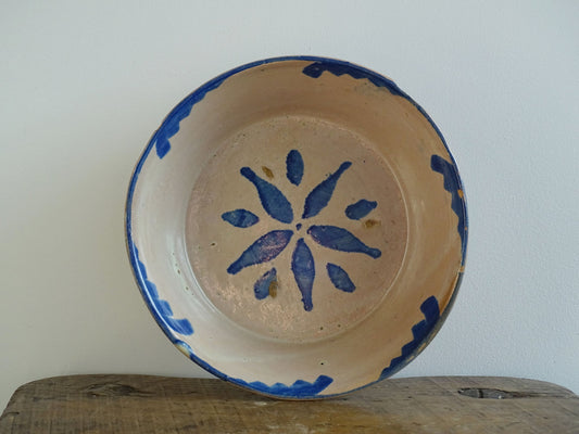 Antique Spanish Fajalauza Glazed Terracotta Lebrillo or Bowl with Blue