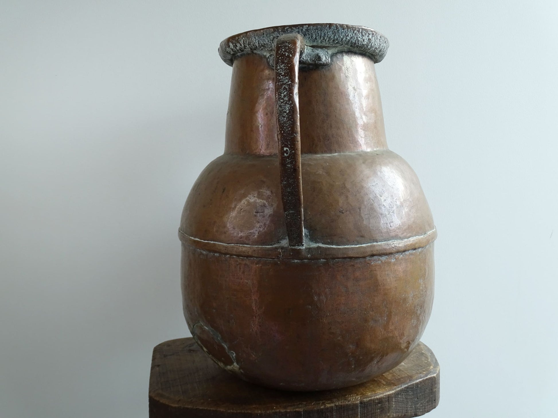 Large French Antique 18th Century Copper Water Pot with Two Handles and Rounded Body