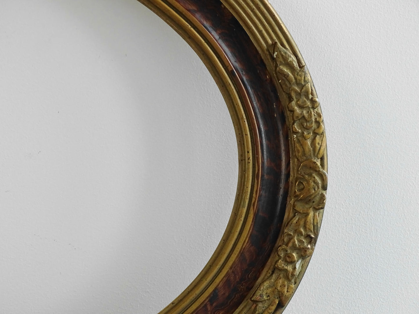 Vintage French Oval Frame with Gilt and Wood Veneer