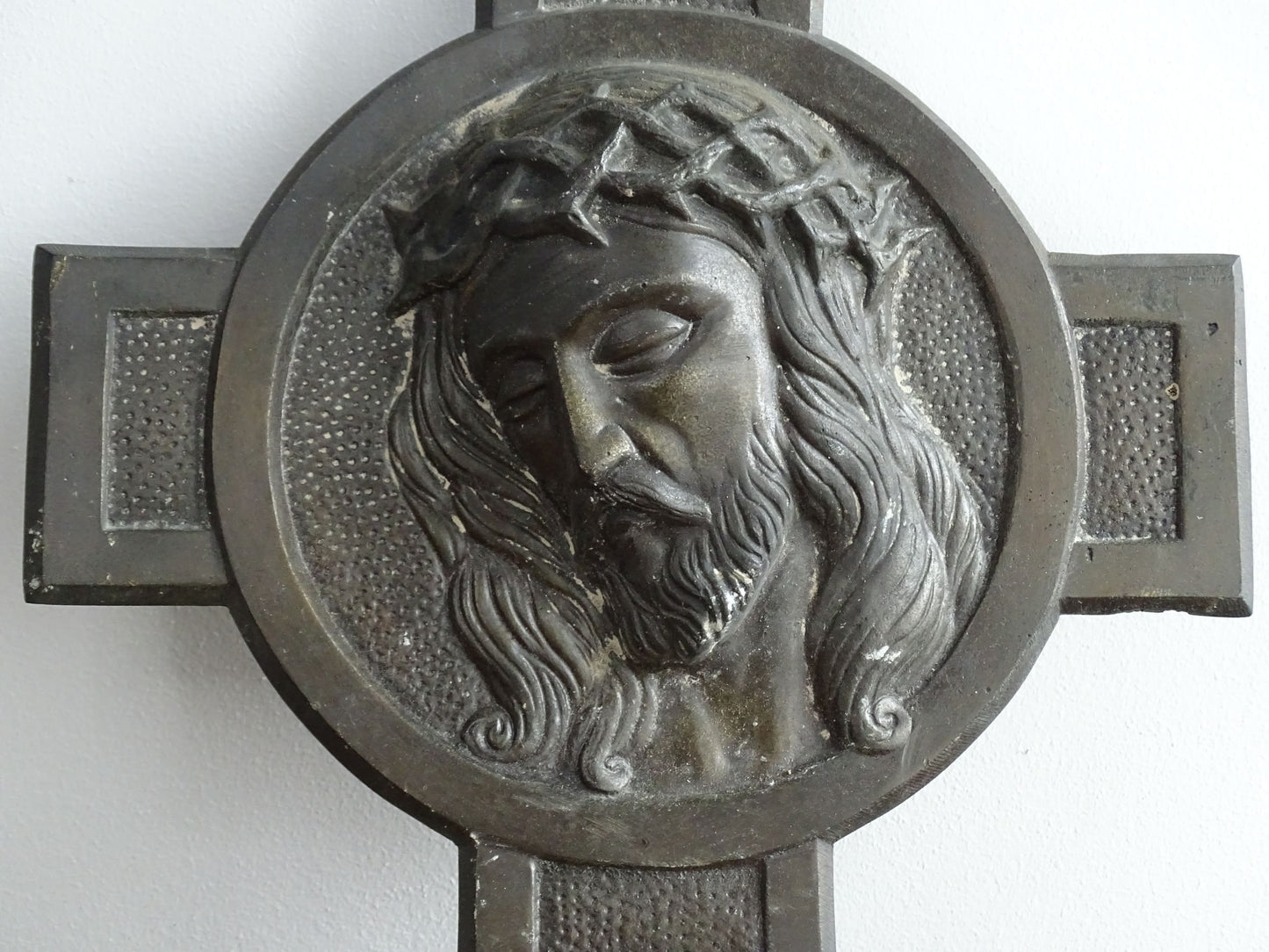 Vintage French Metal Plaque Depicting Christ